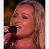 Desray schittert met MUZE in de eerste aflevering van Beste Zangers - Muze Earrings