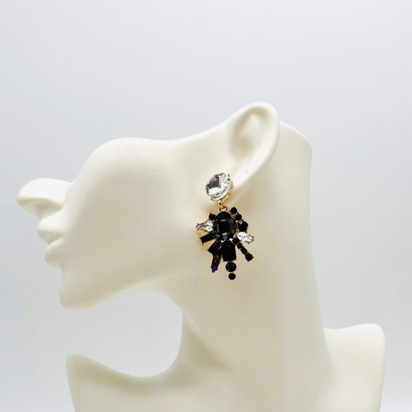 Handgemaakt statement oorbel black grey spring handgemaakt door MUZE earrings. Gratis geleverd binnen nederland en belgie.