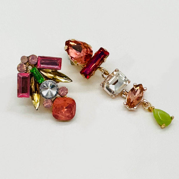 Handgemaakt statement oorbel clip pink pastel dream handgemaakt door MUZE earrings. Gratis geleverd binnen nederland en belgie.