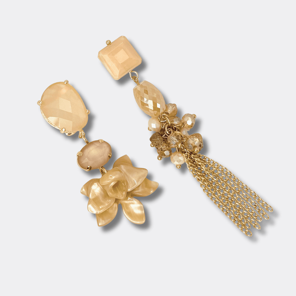 Crème Agate Flower II Earrings | Gold - Muze Earrings