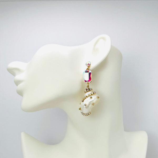 Handgemaakt statement oorbel earrings trio strass cockle handgemaakt door MUZE earrings. Gratis geleverd binnen nederland en belgie.