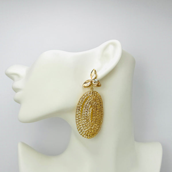 Handgemaakt statement oorbel earrings wedding glam handgemaakt door MUZE earrings. Gratis geleverd binnen nederland en belgie.