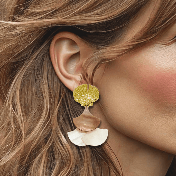 Natural Shells Earrings | Gold - Muze Earrings