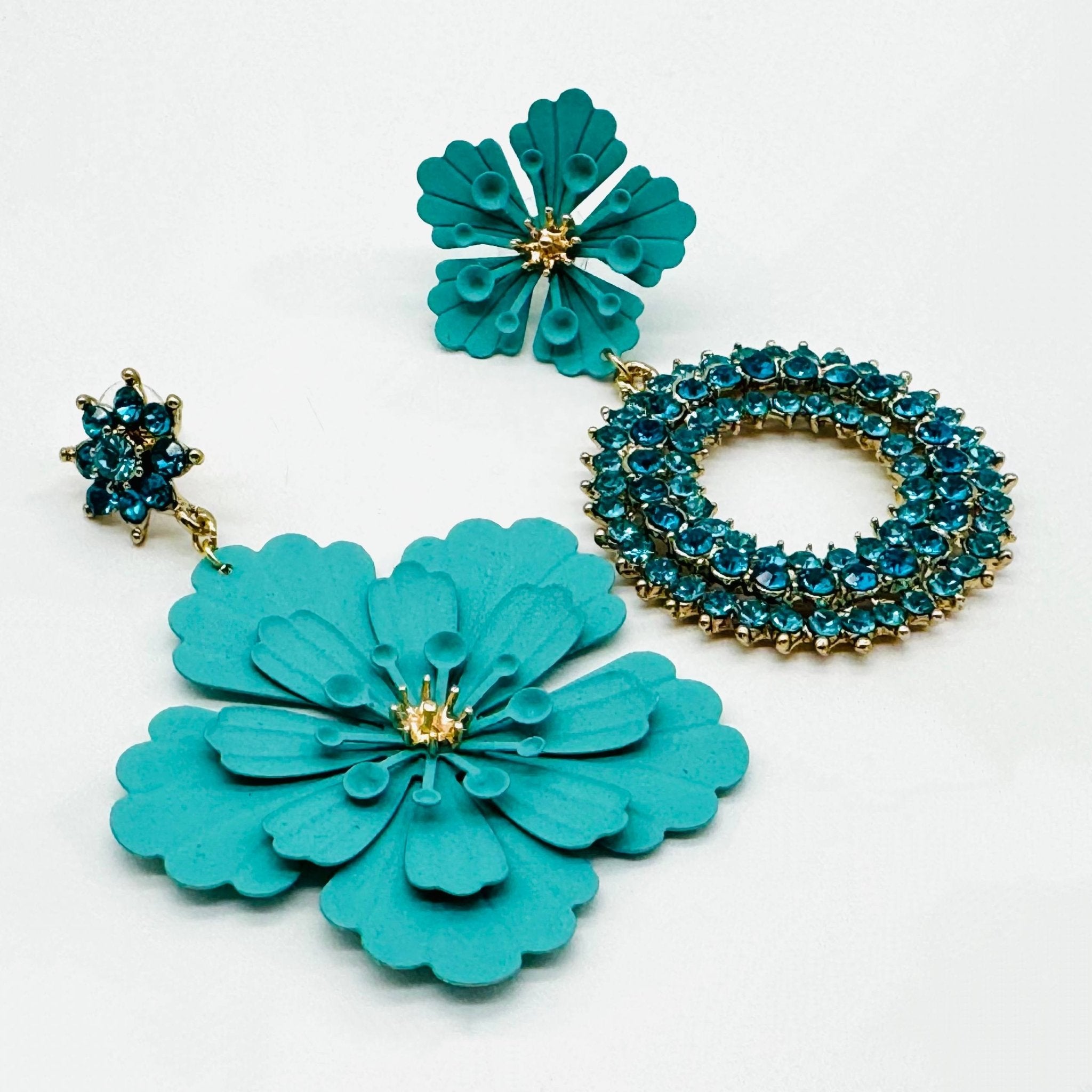 Earrings Azure Blue Flower | Gold - muze-earrings.com