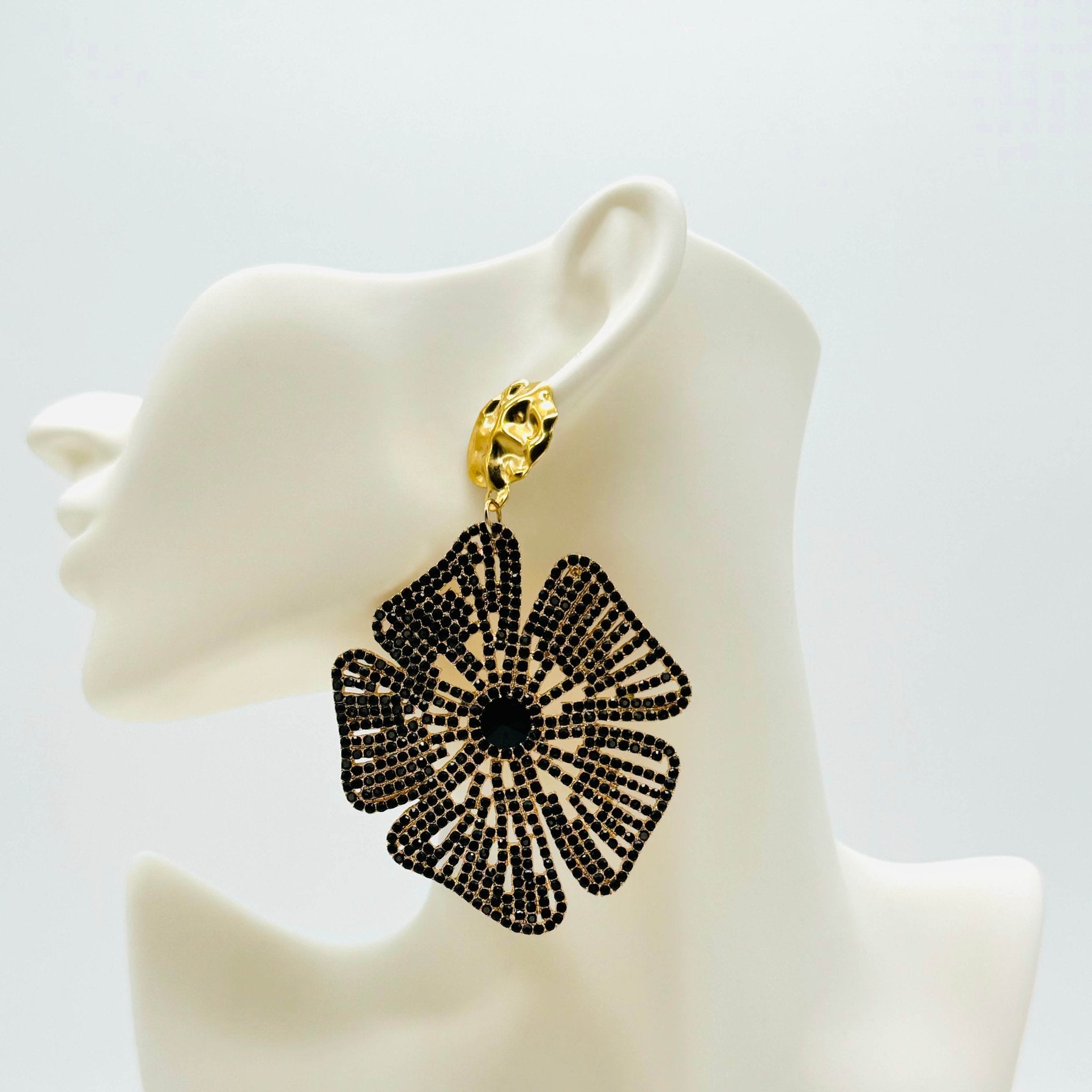 Earrings Big Black Flower | Gold - Muze Earrings