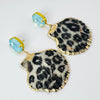 Handgemaakt statement oorbel earrings blue leopard shell handgemaakt door MUZE earrings. Gratis geleverd binnen nederland en belgie.