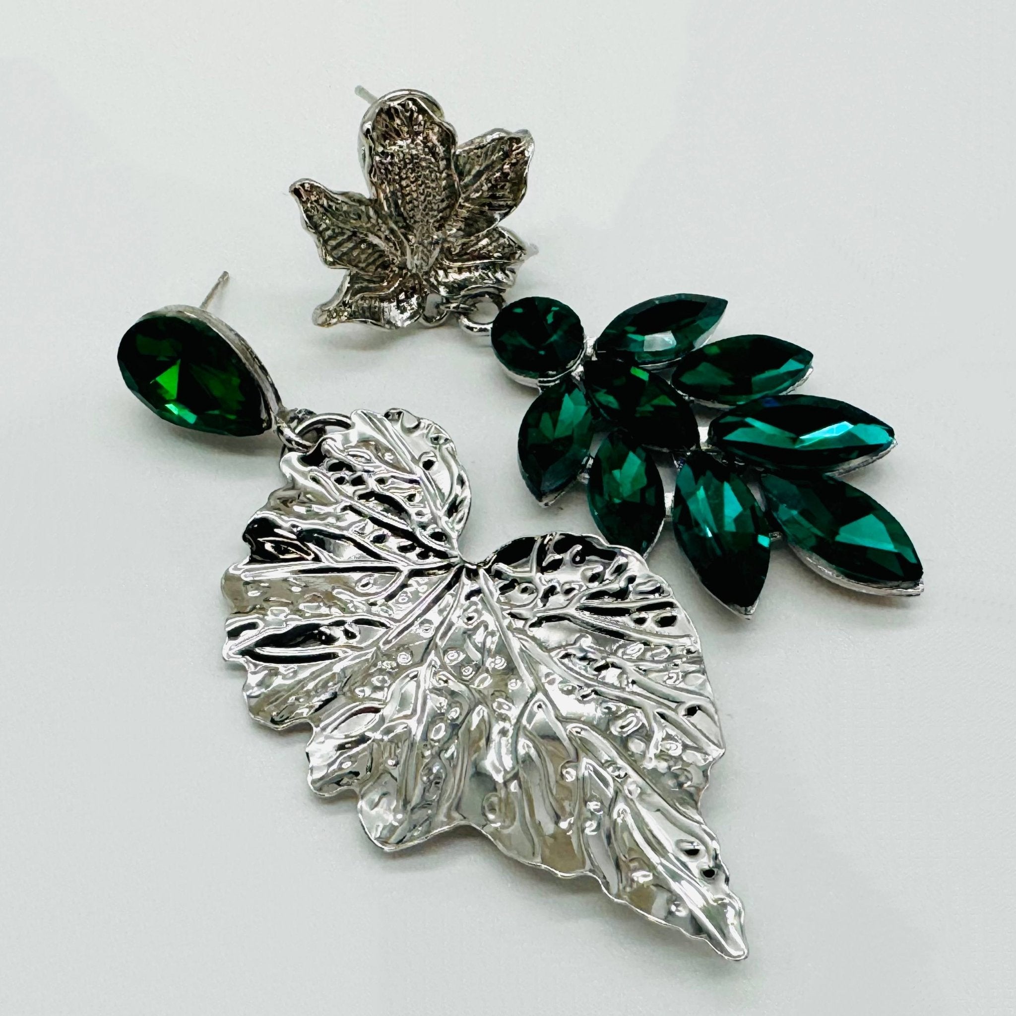 Earrings Dark Green Leaf | Silver - Muze Earrings