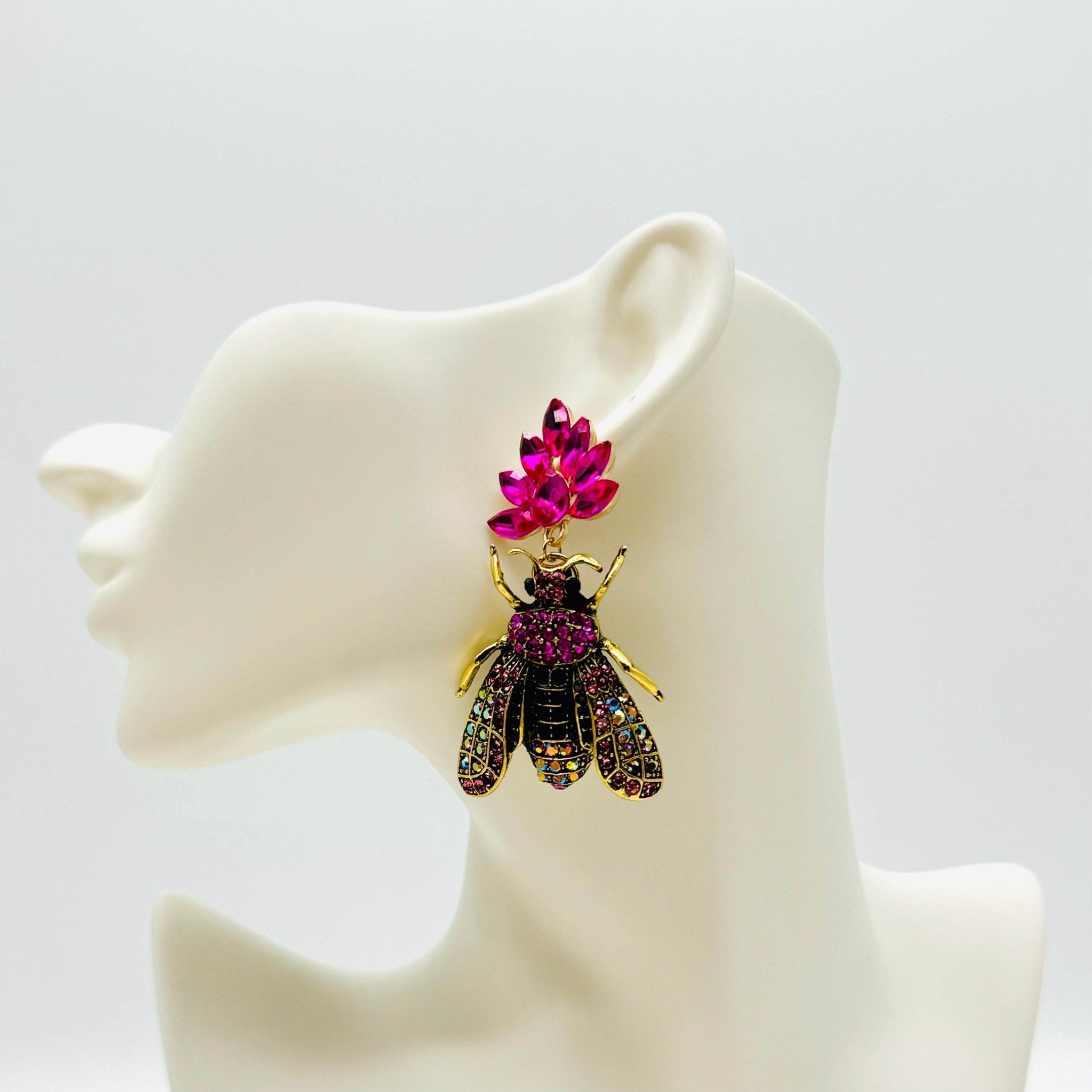 Earrings Fuchsia Fly | Gold - Muze Earrings