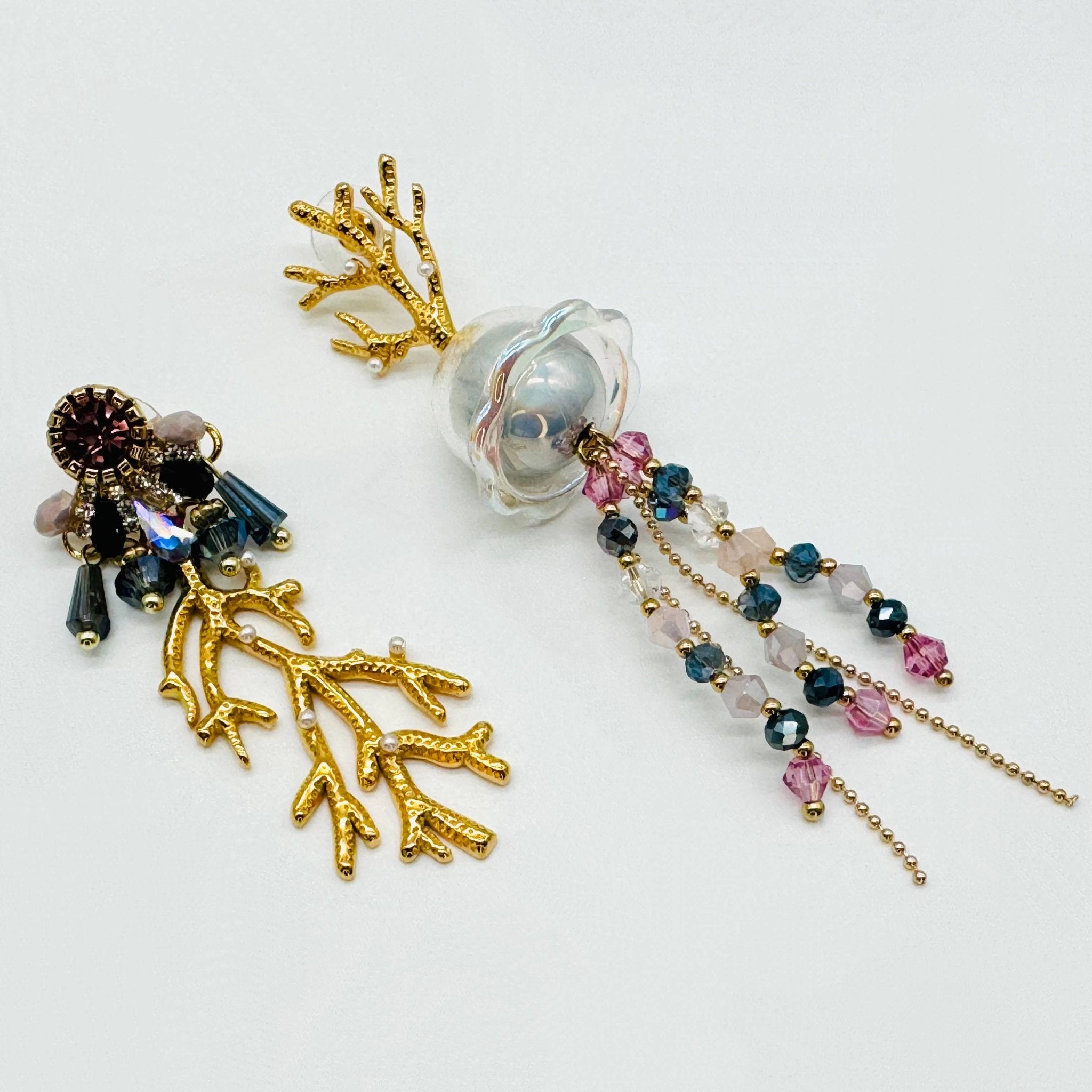 Earrings Pearly Jellyfish | Gold - Muze Earrings